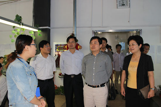 20150923工信部安筱鹏副司长参观园区企业百度推广.jpg